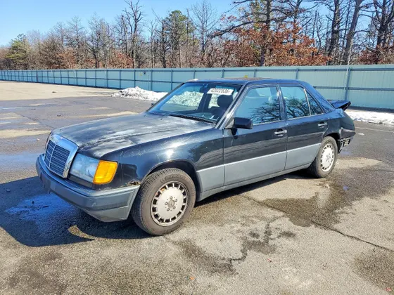 1992 Mercedes-Benz 260 Series 300