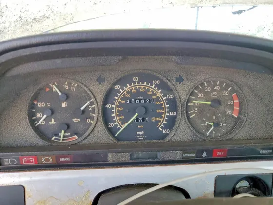 1985 Mercedes-Benz 500 Series 500SEL
