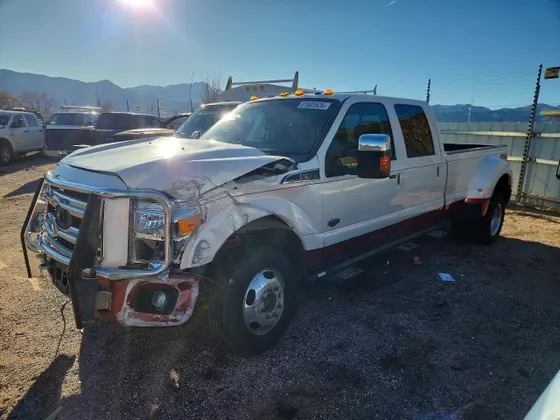 2014 Ford Super Duty F-350 DRW King Ranch