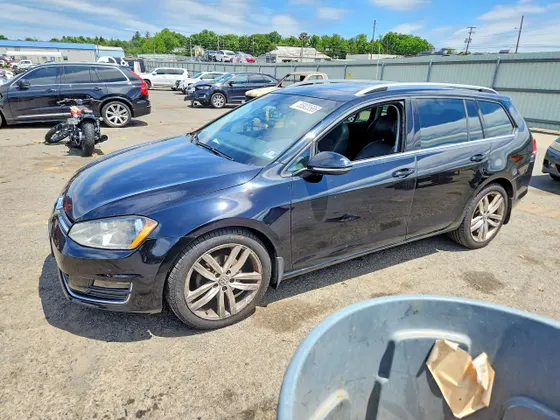 2015 Volkswagen Golf SportWagen TDI S