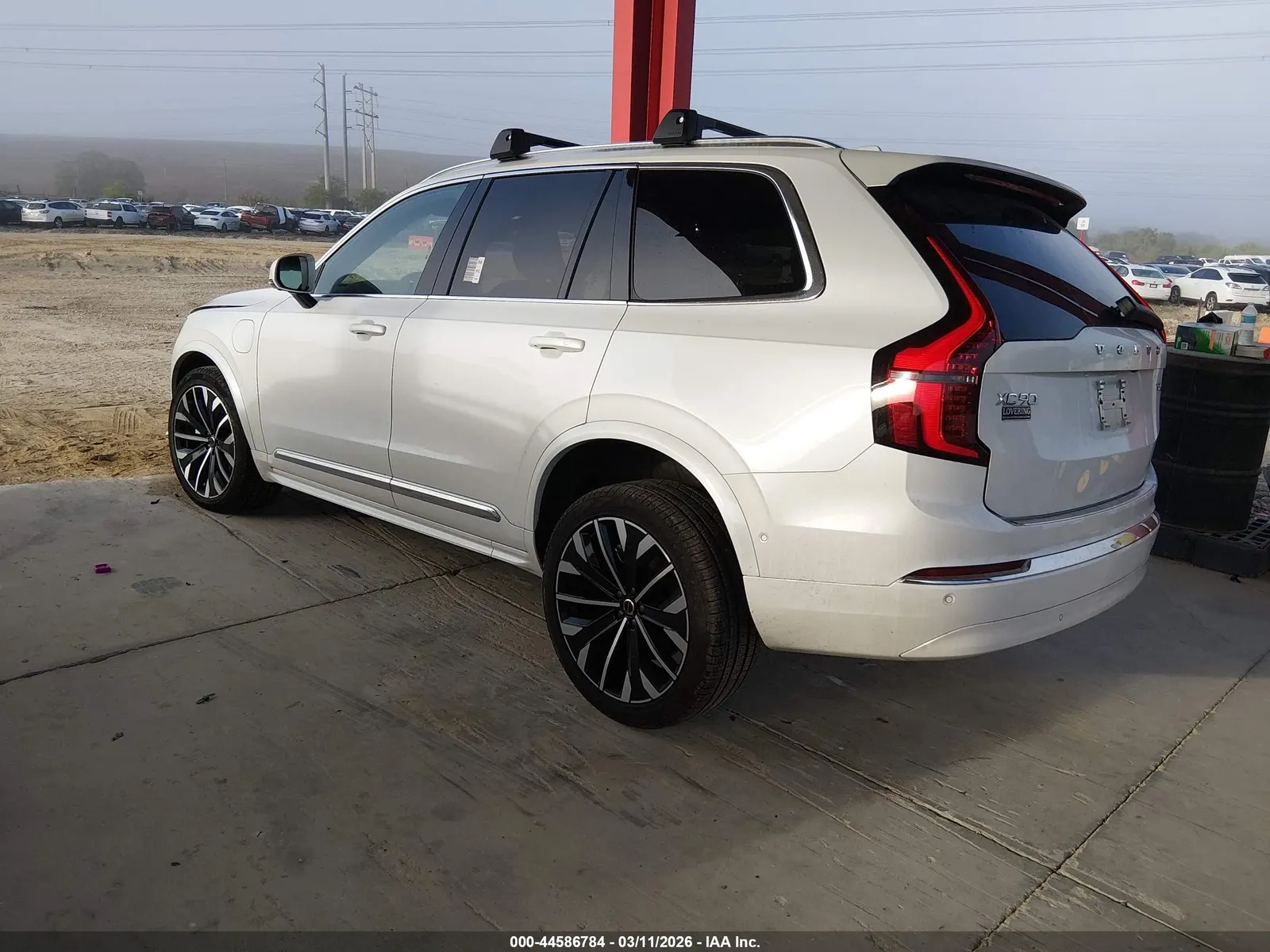 2025 Volvo XC90 Plug-In Hybrid Plus