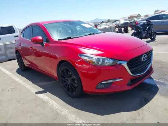 2017 Mazda Mazda3 5-Door Grand Touring