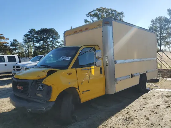 1998 GMC SAVANA CUTAWAY G3500