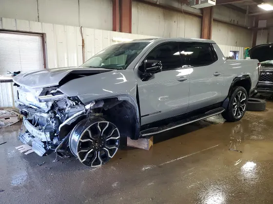 2025 GMC Sierra EV Max Range Denali