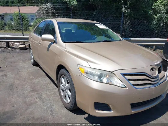 2011 Toyota Camry LE