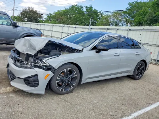 2022 Kia K5 GT-Line
