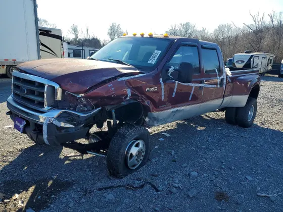 2000 Ford Super Duty F-350 DRW XL