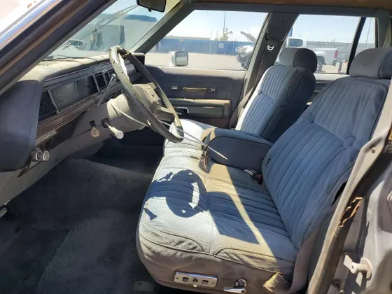 1987 Ford Crown Victoria