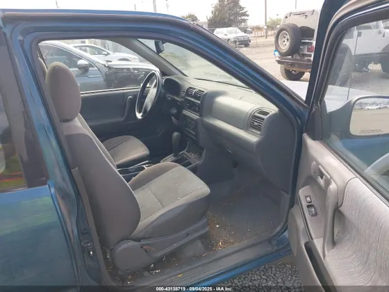 2000 Isuzu Rodeo Sport S 3.2L V6 HARD TOP/S 3.2L V6 SOFT TOP