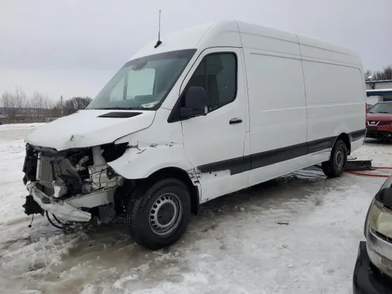 2021 Freightliner SPRINTER 2500