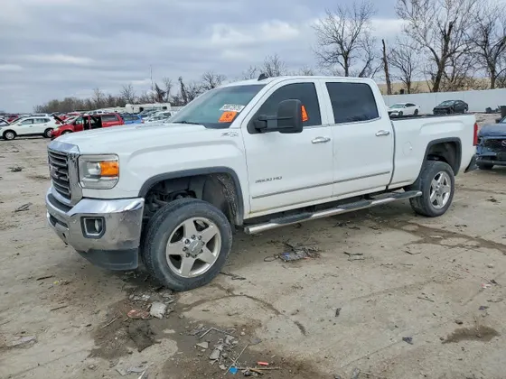 2015 GMC Sierra 3500HD SLT