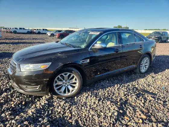 2019 Ford Taurus Limited