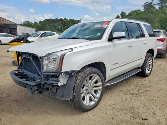 2020 GMC Yukon SLT