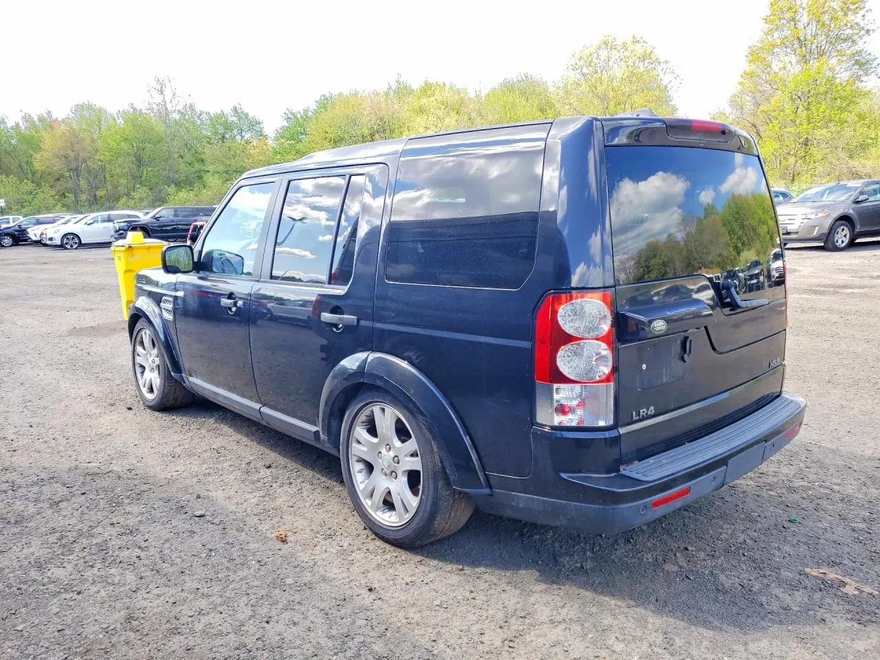 2011 Land Rover LR4 LUX