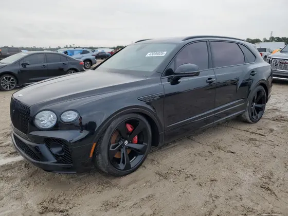 2023 Bentley Bentayga EWB V8