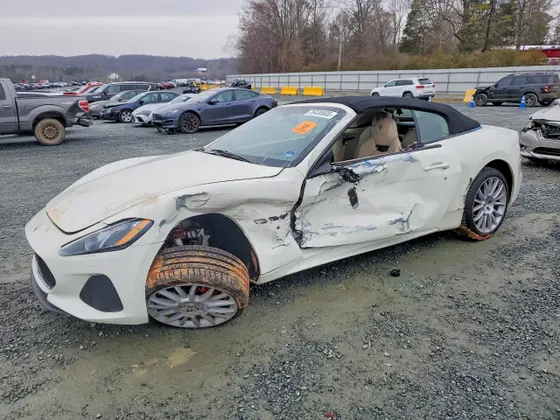 2018 Maserati GranTurismo Convertible Sport