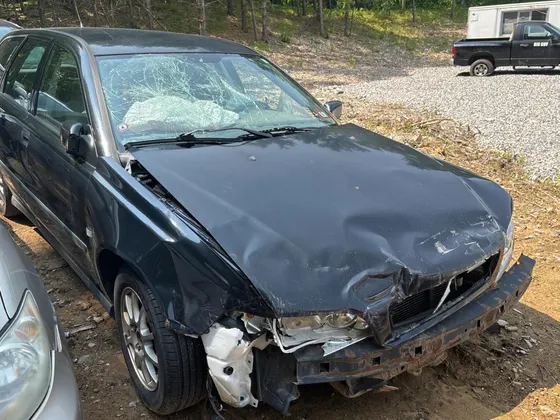 2001 Volvo V40 1.9T
