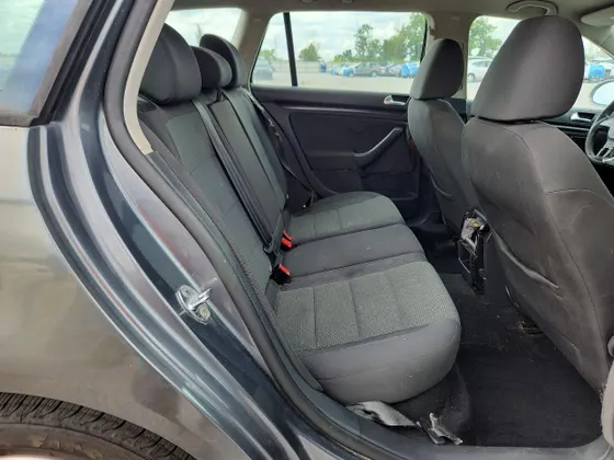 2012 Volkswagen Jetta SportWagen S