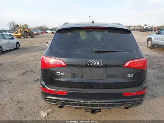 2011 Audi Q5 3.2L Premium Plus