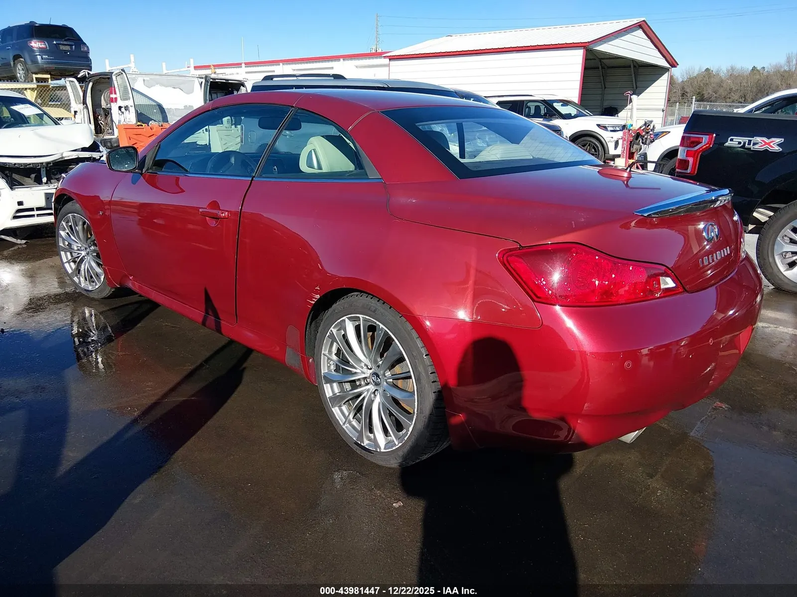 2014 INFINITI Q60 Convertible