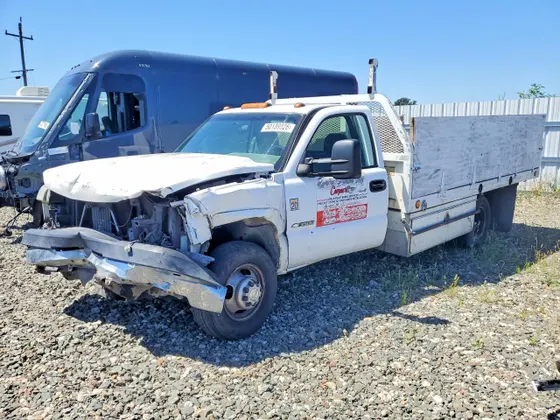 2006 Chevrolet Silverado 3500 WT