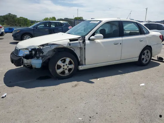 2004 Saturn L-Series L300 2