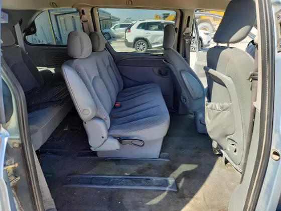 2006 Chrysler Town & Country SWB TOWN & COUNTRY