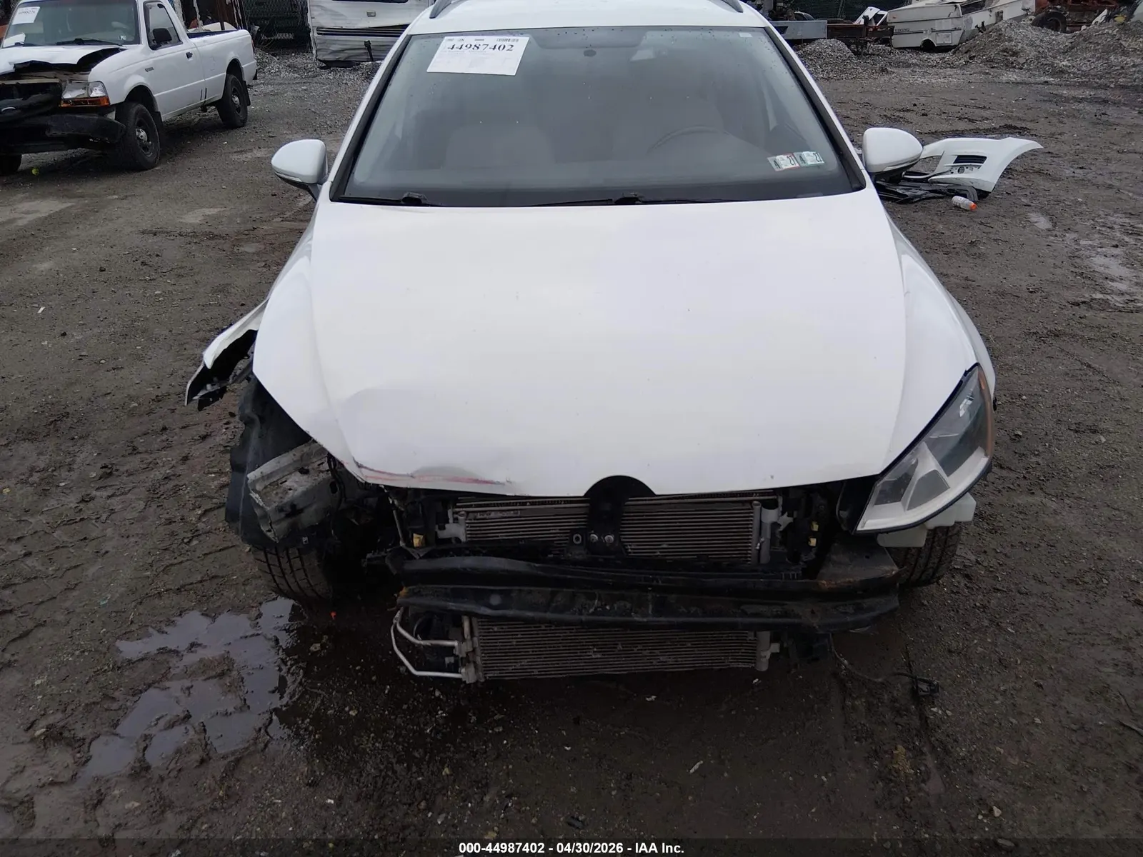 2017 Volkswagen Golf SportWagen S