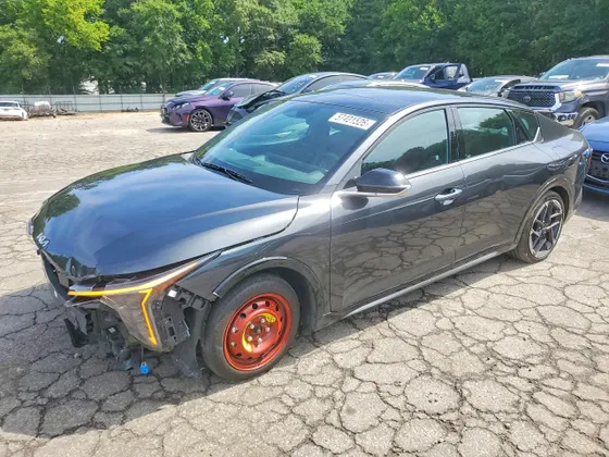 2025 Kia K4 GT-Line