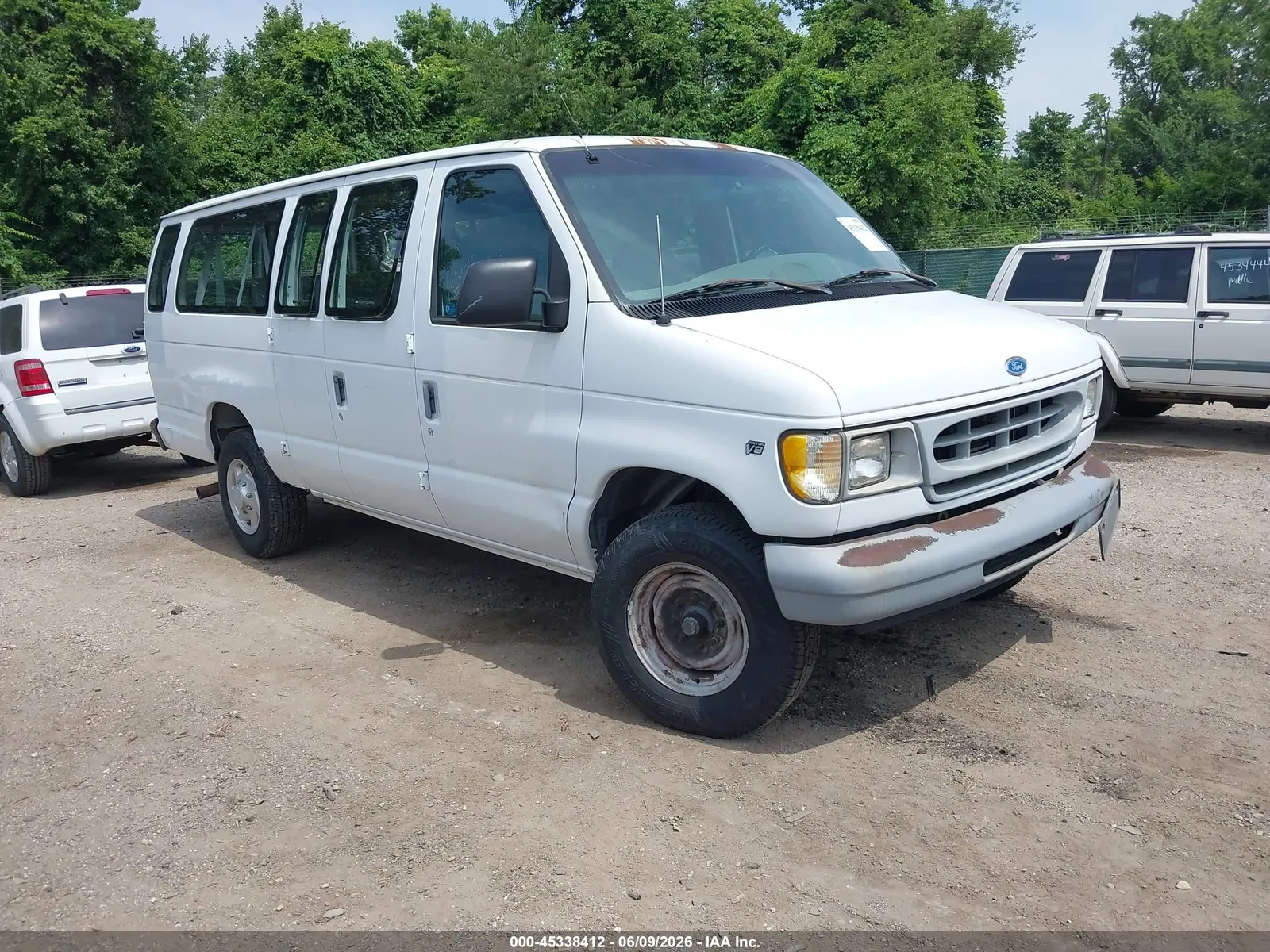 1997 Ford Club Wagon XL