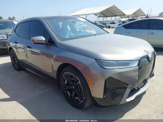 2022 BMW iX xDrive50