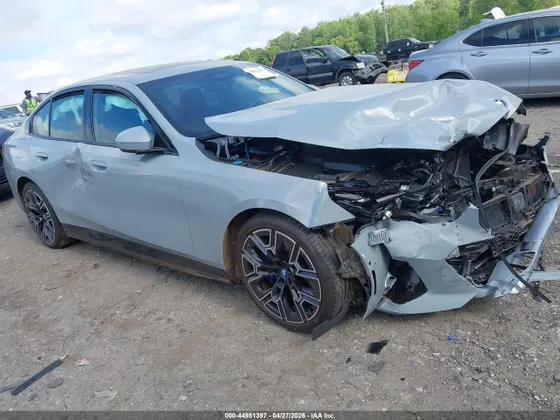 2024 BMW i5 eDrive40