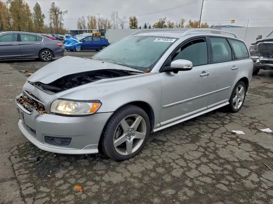 2009 Volvo V50 2.5T R-Design