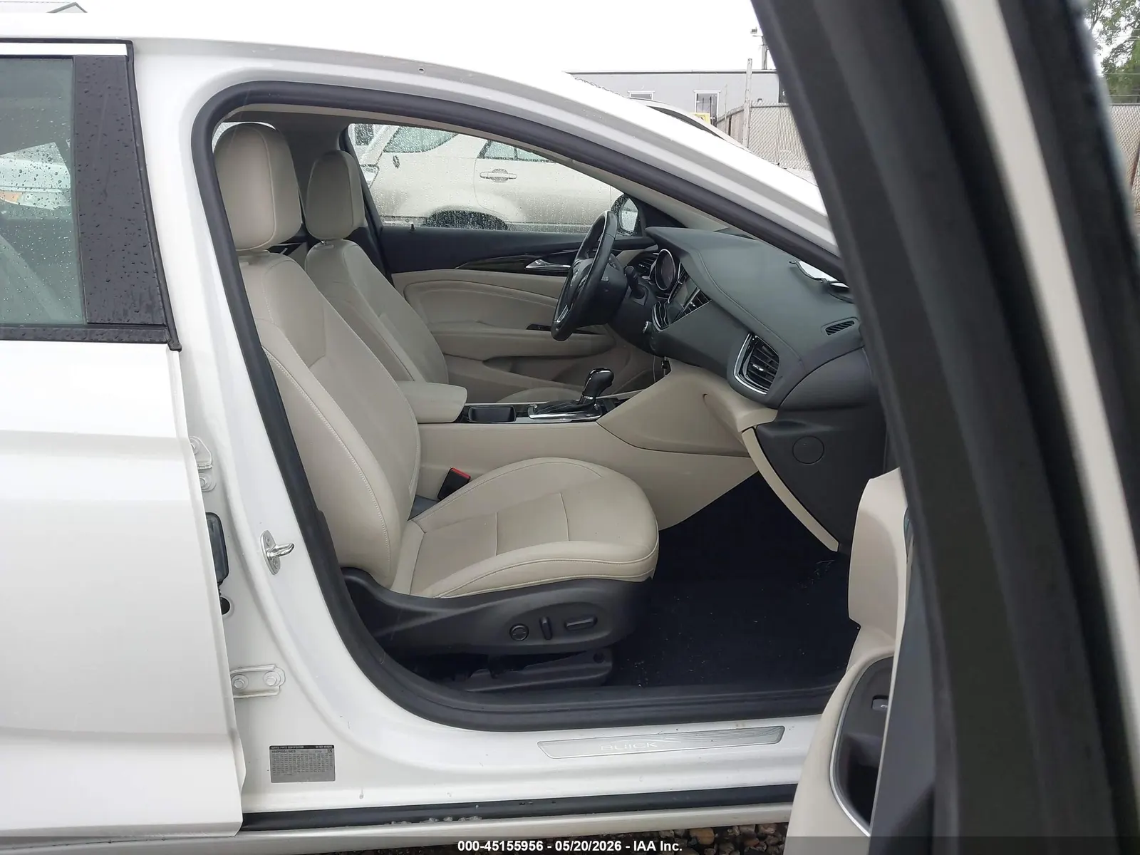 2018 Buick Regal Sportback Essence