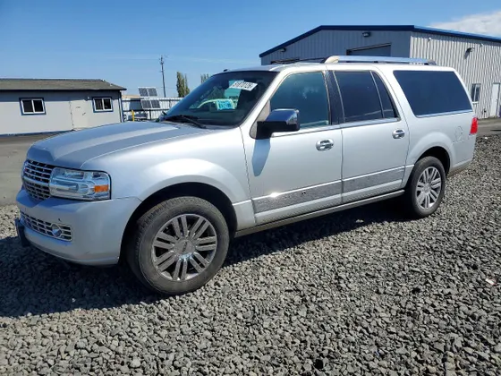 2011 Lincoln Navigator L NAVIGATOR