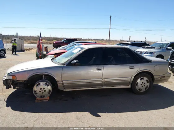 1997 Oldsmobile Cutlass Supreme Series I