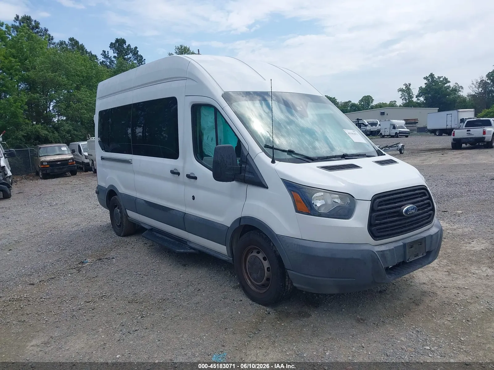 2017 Ford Transit Wagon XLT