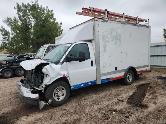 2023 Chevrolet Express Commercial Cutaway EXPRESS G3500