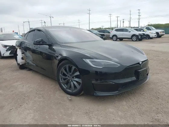 2024 Tesla Model S LONG RANGE