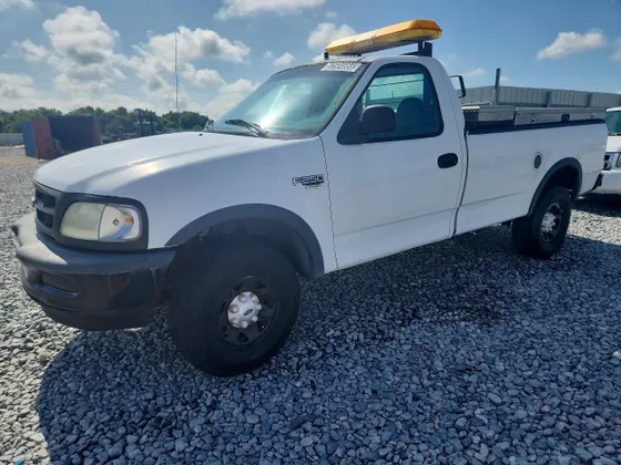1998 Ford F-250 Standard F250
