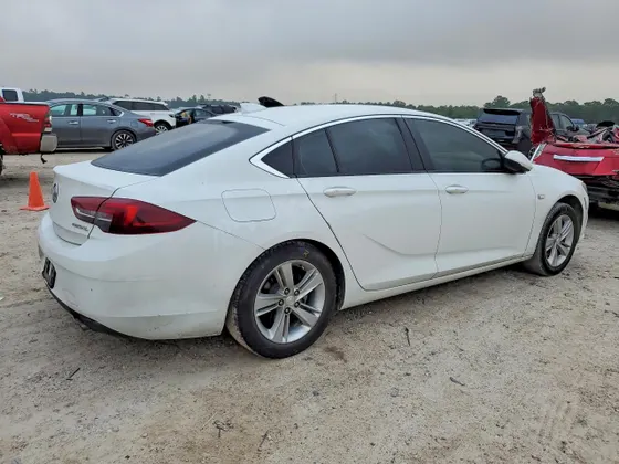 2018 Buick Regal Sportback Preferred