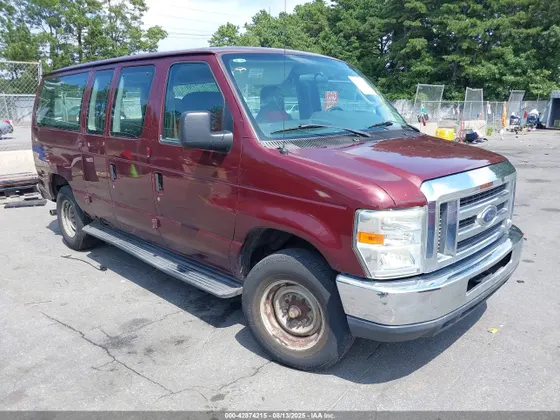 2010 Ford E-350 XL/XLT