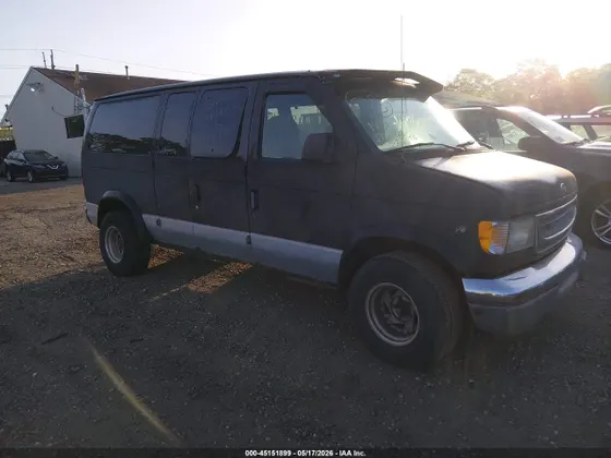 1998 Ford Club Wagon XL