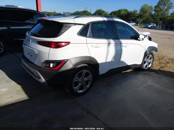 2022 Hyundai Kona SEL