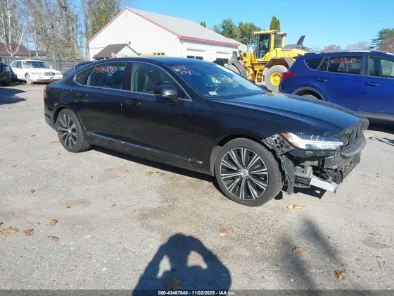2023 Volvo S90 Plus
