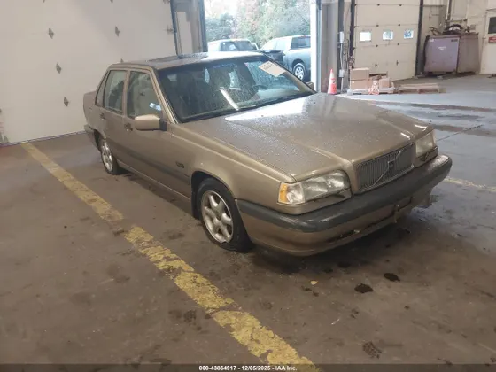 1995 Volvo S70 GLT