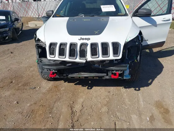 2016 Jeep Cherokee Trailhawk