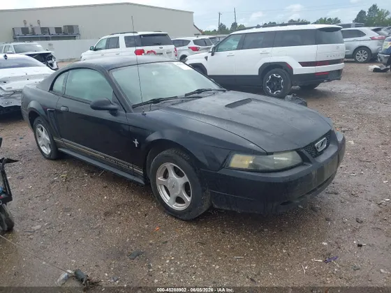 2001 Ford Mustang Standard