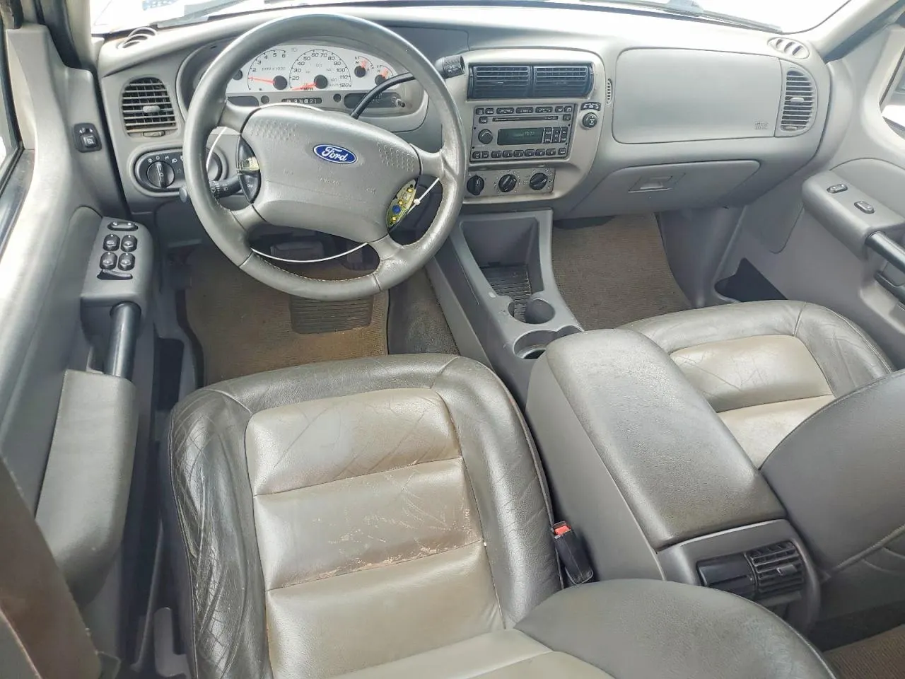 2004 Ford Explorer Sport Trac XLS