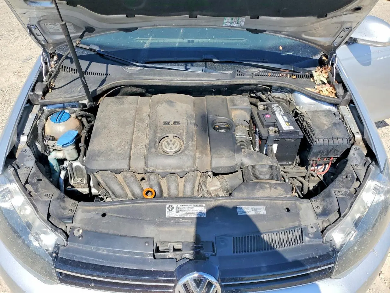 2013 Volkswagen Jetta SportWagen SE w/Sunroof